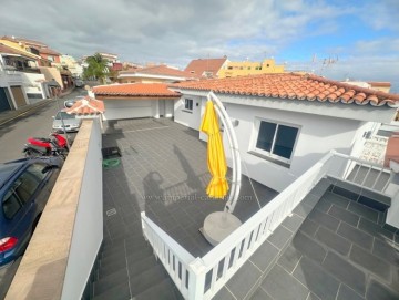 4 Bed  Villa/House for Sale, Los Realejos, Tenerife - IC-VCH11454