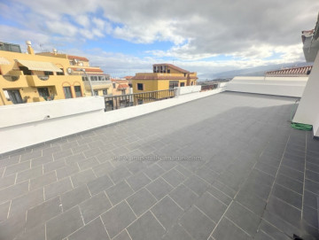 4 Bed  Villa/House for Sale, Los Realejos, Tenerife - IC-VCH11454