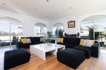 7 Bed  Villa/House for Sale, Puerto de la Cruz, Tenerife - IC-VCH11453