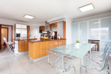 7 Bed  Villa/House for Sale, Puerto de la Cruz, Tenerife - IC-VCH11453