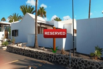 2 Bed  Villa/House for Sale, Costa Teguise, Lanzarote - LA-LA2010