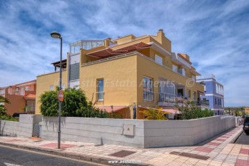 2 Bed  Flat / Apartment for Sale, Playa San Juan, Guia De Isora, Tenerife - AZ-1764