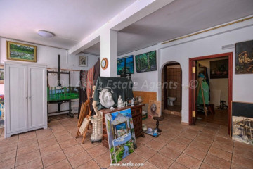  Commercial for Sale, Acantilados De Los Gigantes, Santiago Del Teide, Tenerife - AZ-1767
