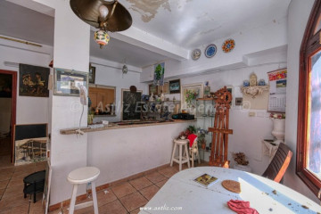 Commercial for Sale, Acantilados De Los Gigantes, Santiago Del Teide, Tenerife - AZ-1767