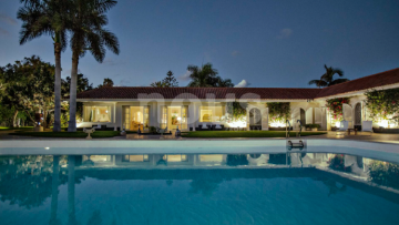 10 Bed  Villa/House for Sale, Maspalomas, Gran Canaria, Tenerife - NP-04095