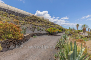 2 Bed  Villa/House for Sale, Puerto Naos, Los Llanos, La Palma - LP-L662