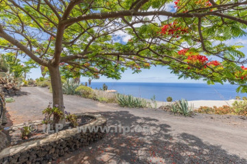 2 Bed  Villa/House for Sale, Puerto Naos, Los Llanos, La Palma - LP-L662