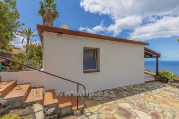 2 Bed  Villa/House for Sale, Puerto Naos, Los Llanos, La Palma - LP-L662