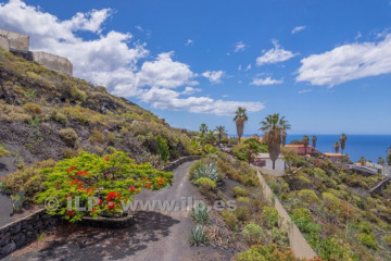 2 Bed  Villa/House for Sale, Puerto Naos, Los Llanos, La Palma - LP-L662