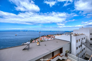 2 Bed  Flat / Apartment for Sale, Puerto De Santiago, Santiago Del Teide, Tenerife - AZ-1775