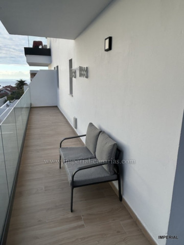 2 Bed  Flat / Apartment to Rent, Puerto de la Cruz, Tenerife - IC-AAP11495