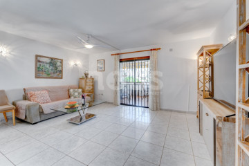 1 Bed  Flat / Apartment for Sale, Los Cristianos, Tenerife - NP-04151