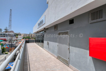  Commercial for Sale, Playa De Las Americas, Arona, Tenerife - AZ-1783