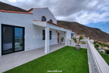 5 Bed  Villa/House for Sale, La Caldera, Santiago Del Teide, Tenerife - AZ-1786