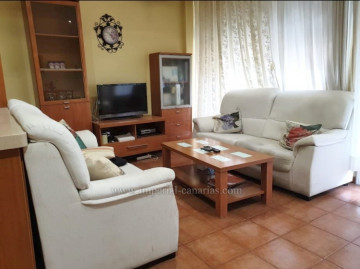 2 Bed  Flat / Apartment for Sale, Puerto de la Cruz, Tenerife - IC-VPI11541