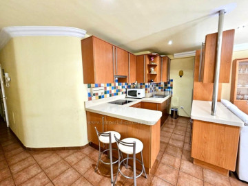 2 Bed  Flat / Apartment for Sale, Puerto de la Cruz, Tenerife - IC-VPI11541