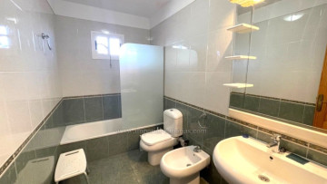 2 Bed  Flat / Apartment for Sale, Puerto de la Cruz, Tenerife - IC-VAP11548