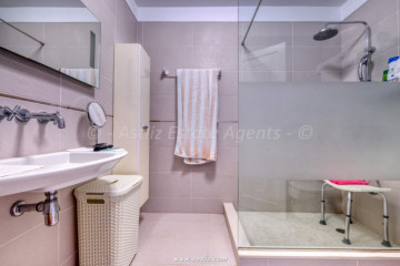 2 Bed  Flat / Apartment for Sale, Puerto De Santiago, Santiago Del Teide, Tenerife - AZ-1795