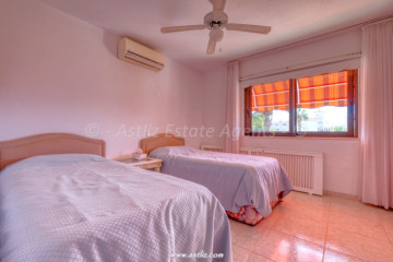 2 Bed  Flat / Apartment for Sale, Puerto De Santiago, Santiago Del Teide, Tenerife - AZ-1795
