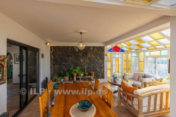 4 Bed  Villa/House for Sale, Tajuya, Los Llanos, La Palma - LP-L675
