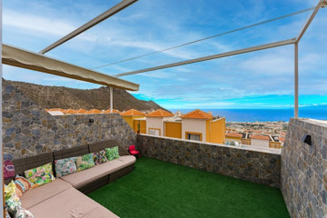 2 Bed  Villa/House for Sale, Adeje, Tenerife - PT-PW-474