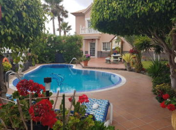 15 Bed  Villa/House for Sale, Santa Cruz de Tenerife, Tenerife - PT-PW-480