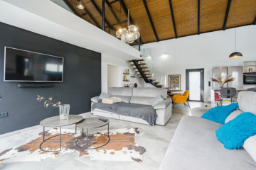 3 Bed  Villa/House for Sale, Santa cruz de tenerife, Tenerife - PT-PW-481