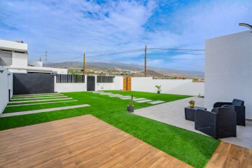 3 Bed  Villa/House for Sale, Santa cruz de tenerife, Tenerife - PT-PW-481