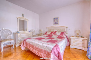 1 Bed  Flat / Apartment for Sale, Puerto De Santiago, Santiago Del Teide, Tenerife - AZ-1806