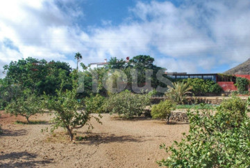 5 Bed  Villa/House for Sale, Oroteanda, Tenerife - NP-04266