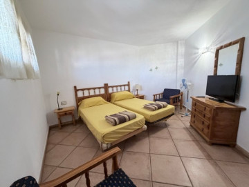 1 Bed  Flat / Apartment for Sale, Los Cristianos, Arona, Tenerife - MP-AP0942-1C