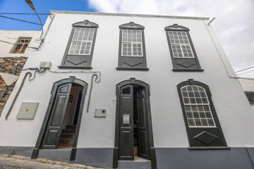 3 Bed  Villa/House for Sale, San Sebastián, Santa Cruz, La Palma - LP-SC110