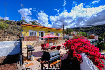 3 Bed  Villa/House for Sale, Tijoco Bajo, Adeje, Tenerife - AZ-1810