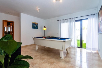 5 Bed  Villa/House for Sale, Playa Blanca, Lanzarote - LA-PB081