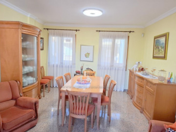 4 Bed  Villa/House for Sale, Los Realejos, Tenerife - IC-VCH11627