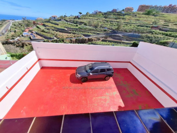 4 Bed  Villa/House for Sale, Los Realejos, Tenerife - IC-VCH11627