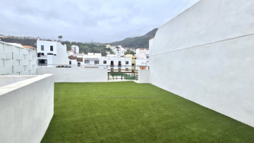 2 Bed  Flat / Apartment for Sale, Icod de los Vinos, Tenerife - IC-VAT11639