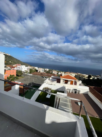 2 Bed  Flat / Apartment for Sale, Icod de los Vinos, Tenerife - IC-VAT11639