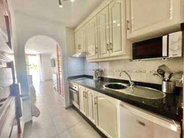  Flat / Apartment for Sale, Playa de Las Americas, Arona, Tenerife - MP-ST0230-0C