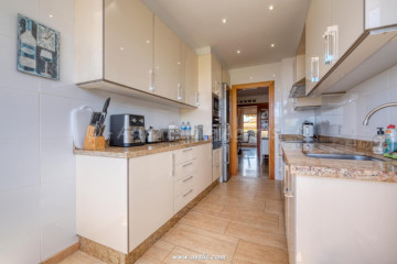3 Bed  Flat / Apartment for Sale, Puerto De Santiago, Santiago Del Teide, Tenerife - AZ-1827