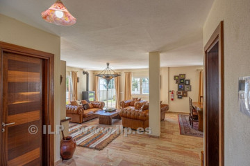 4 Bed  Villa/House for Sale, Barrial de Abajo, El Paso, La Palma - LP-E816