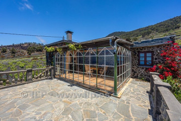 2 Bed  Villa/House for Sale, Jedey, El Paso, La Palma - LP-E815