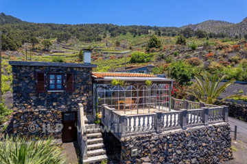 2 Bed  Villa/House for Sale, Jedey, El Paso, La Palma - LP-E815