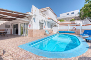 2 Bed  Villa/House for Sale, San Eugenio Alto, Costa Adeje, Tenerife - AZ-1834