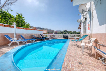 2 Bed  Villa/House for Sale, San Eugenio Alto, Costa Adeje, Tenerife - AZ-1834