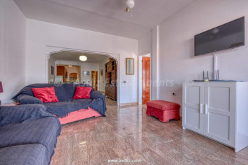 2 Bed  Villa/House for Sale, San Eugenio Alto, Costa Adeje, Tenerife - AZ-1834