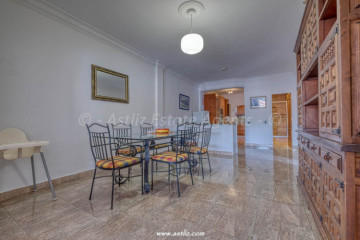2 Bed  Villa/House for Sale, San Eugenio Alto, Costa Adeje, Tenerife - AZ-1834