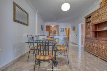 2 Bed  Villa/House for Sale, San Eugenio Alto, Costa Adeje, Tenerife - AZ-1834