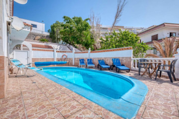2 Bed  Villa/House for Sale, San Eugenio Alto, Costa Adeje, Tenerife - AZ-1834