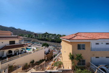2 Bed  Villa/House for Sale, San Eugenio Alto, Costa Adeje, Tenerife - AZ-1834